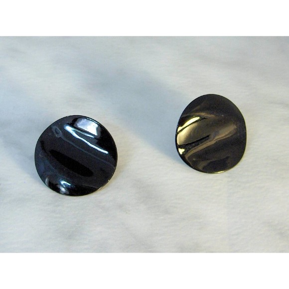 Black Enamel Concave Post earrings - Picture 2 of 5